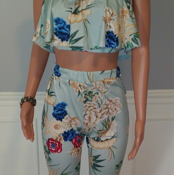 LAST ONE!!! Floral Print Bandeau Two Piece Set - Picture 5 of 5